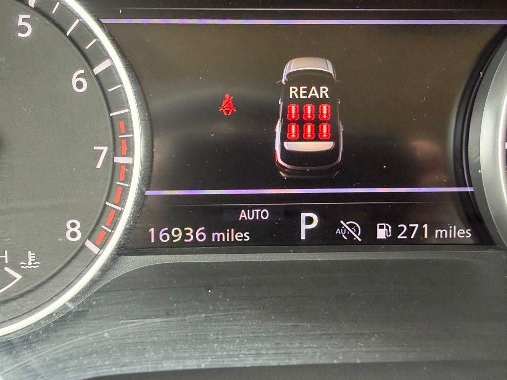 2025 Nissan Pathfinder SV