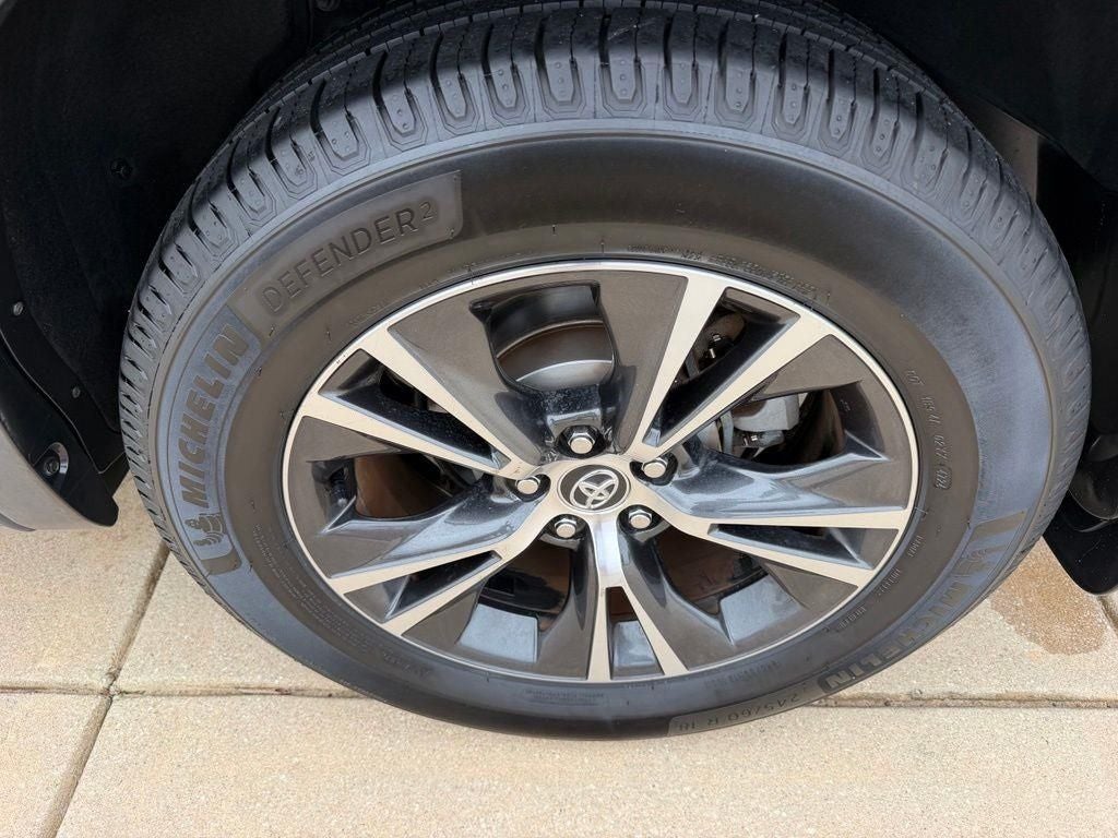2018 Toyota Highlander LE