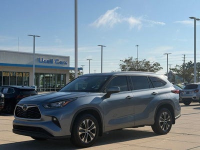 2020 Toyota Highlander XLE