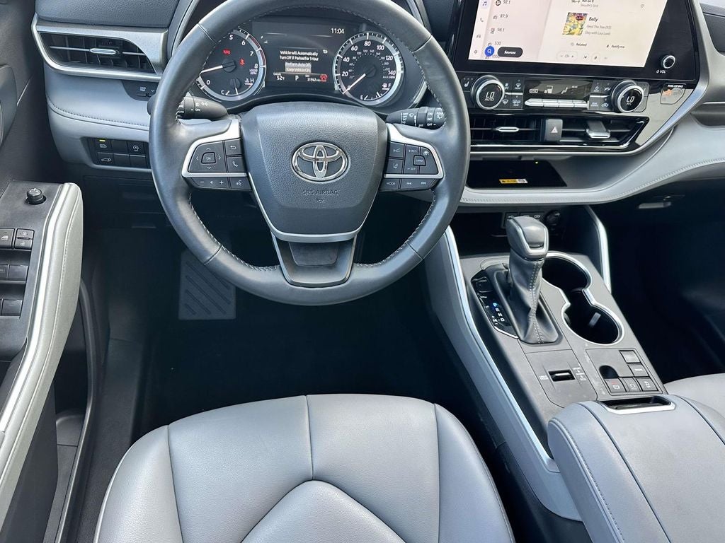 2024 Toyota Highlander XLE