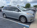 2016 Toyota Sienna XLE