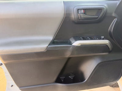 2017 Toyota Tacoma SR5 V6