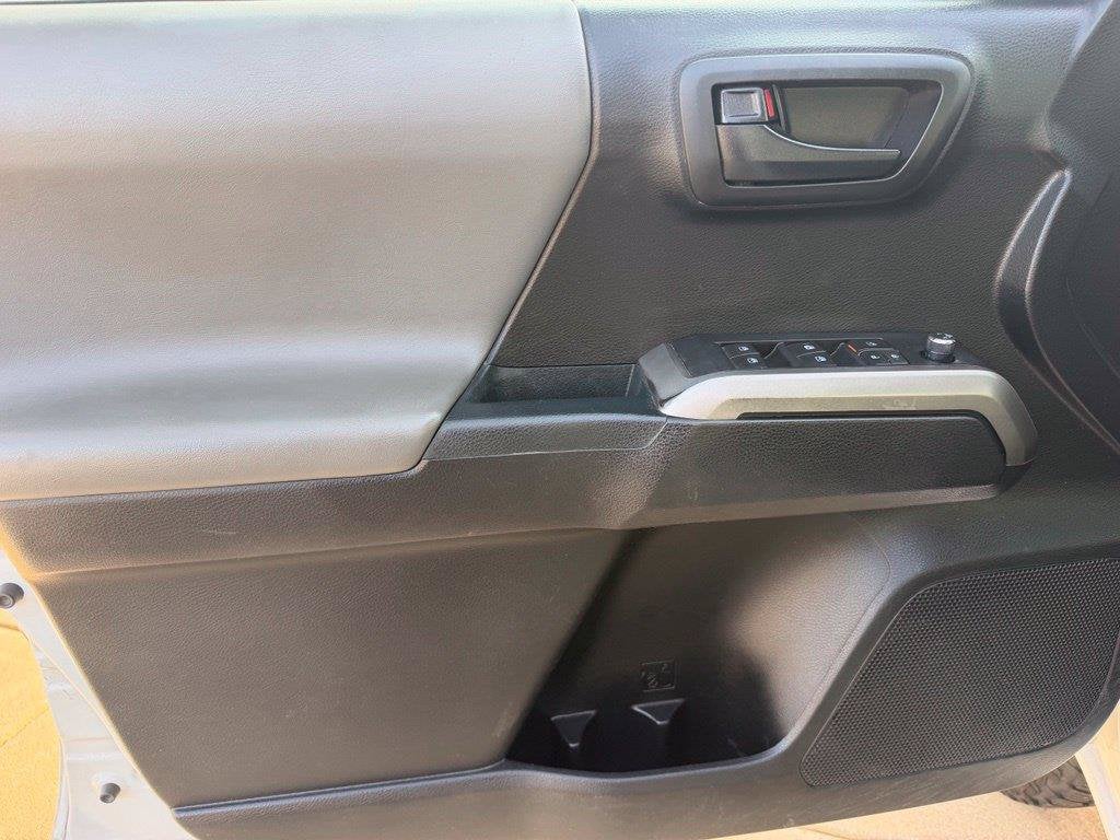 2017 Toyota Tacoma SR5 V6