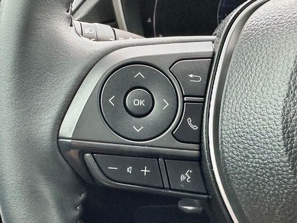 2025 Toyota Corolla Cross XLE