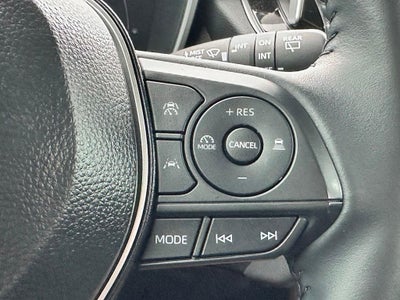 2025 Toyota Corolla Cross XLE