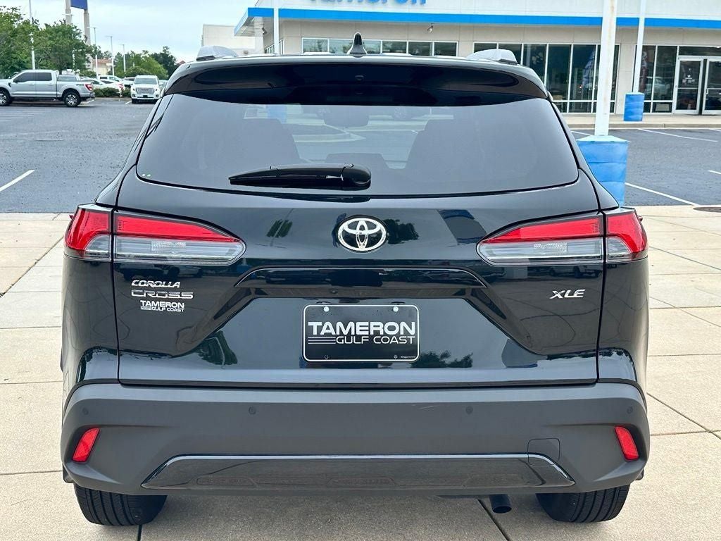 2025 Toyota Corolla Cross XLE