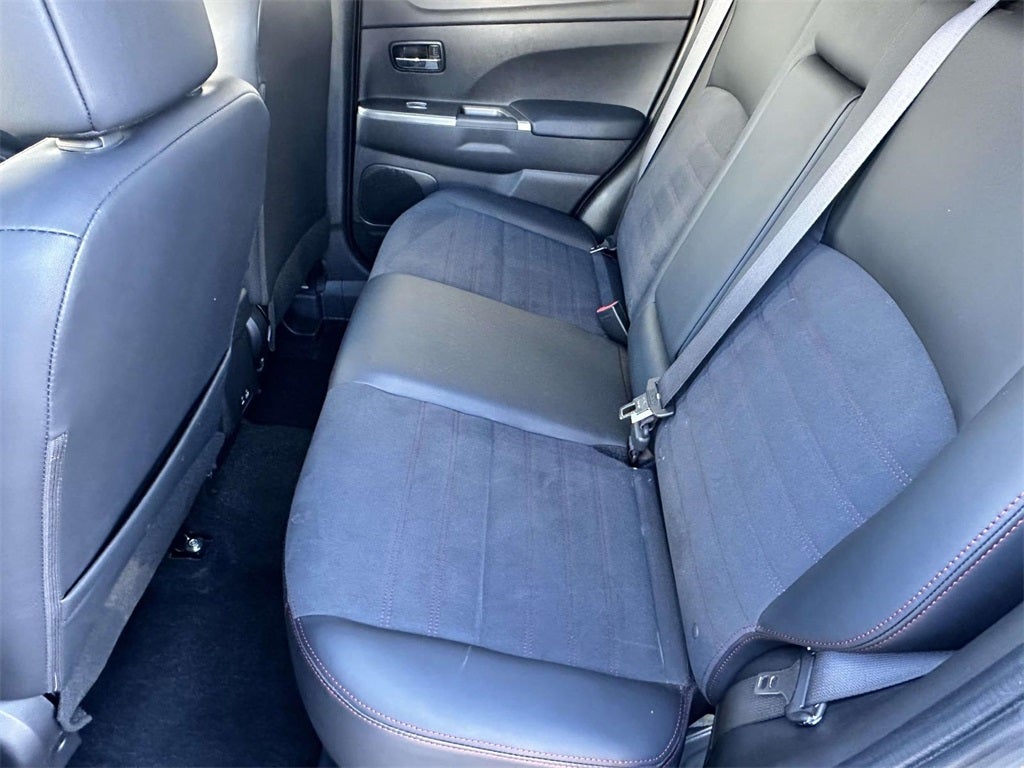 2025 Mitsubishi Outlander Sport 2.0 ES