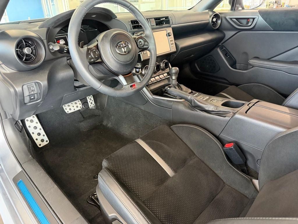 2025 Toyota GR86 Premium