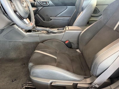 2025 Toyota GR86 Premium
