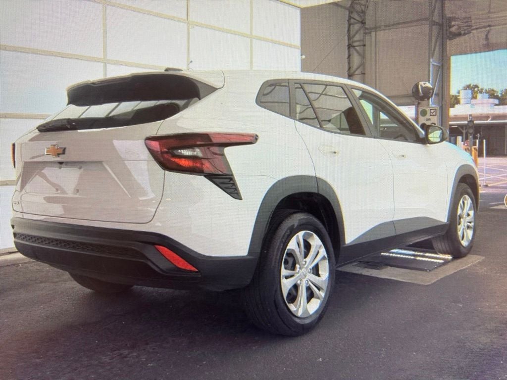2025 Chevrolet Trax LS