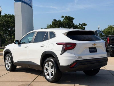 2025 Chevrolet Trax LS