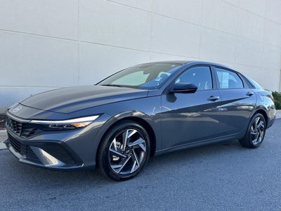 2025 Hyundai Elantra SEL Sport