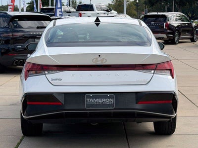 2025 Hyundai Elantra Limited