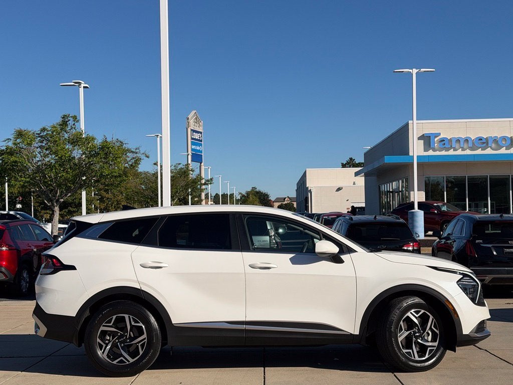 2024 Kia Sportage LX