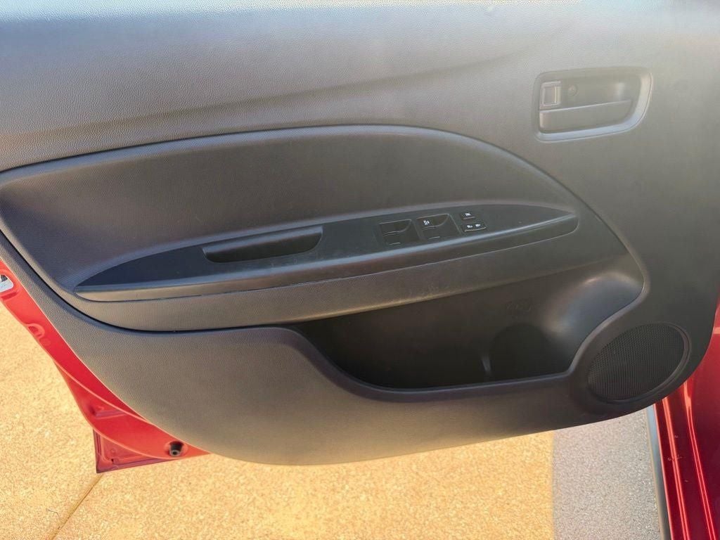 2024 Mitsubishi Mirage ES