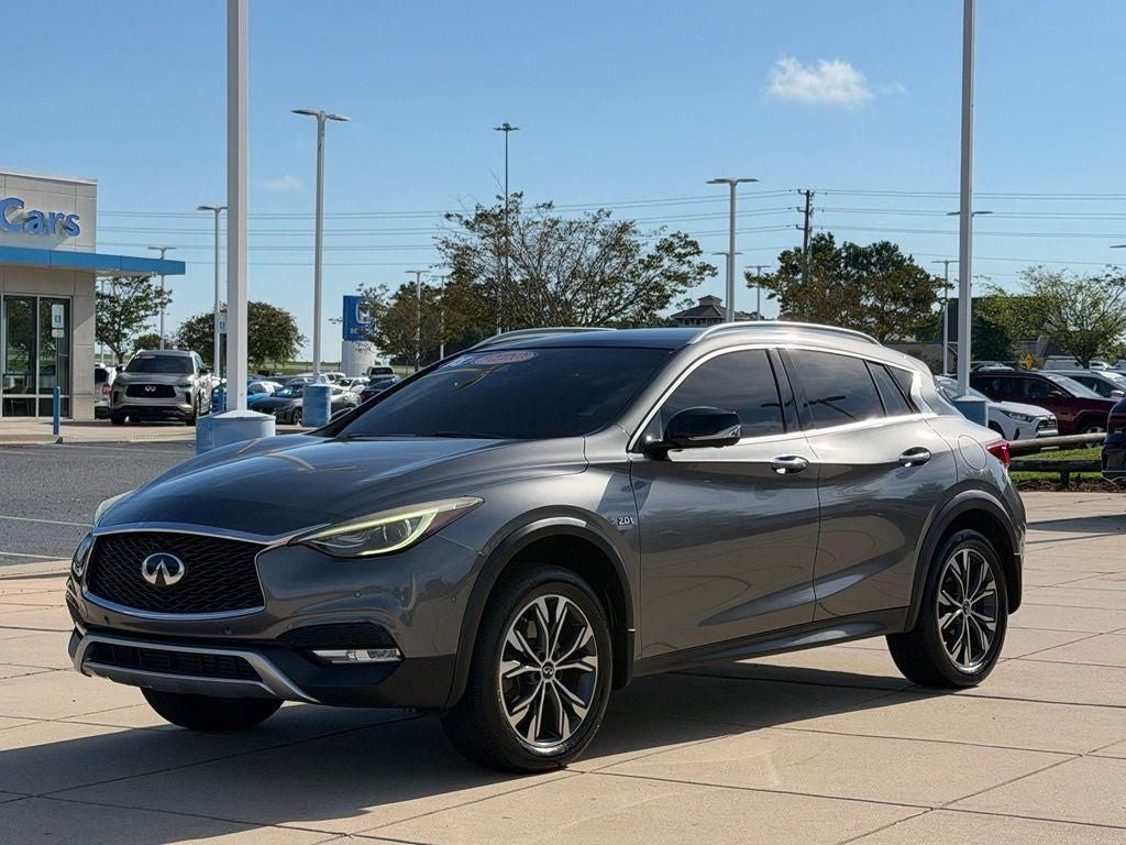 2018 INFINITI QX30 Premium