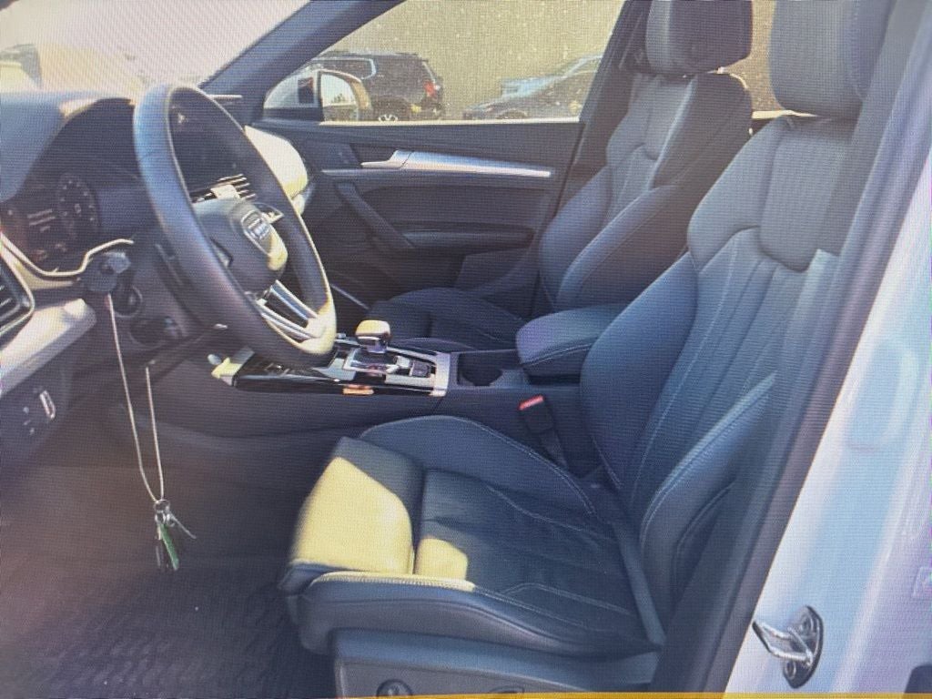 2024 Audi Q5 45 S line Premium quattro