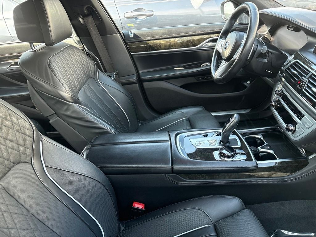 2022 BMW 7 Series 750i xDrive