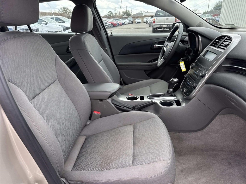 2015 Chevrolet Malibu LS 1LS