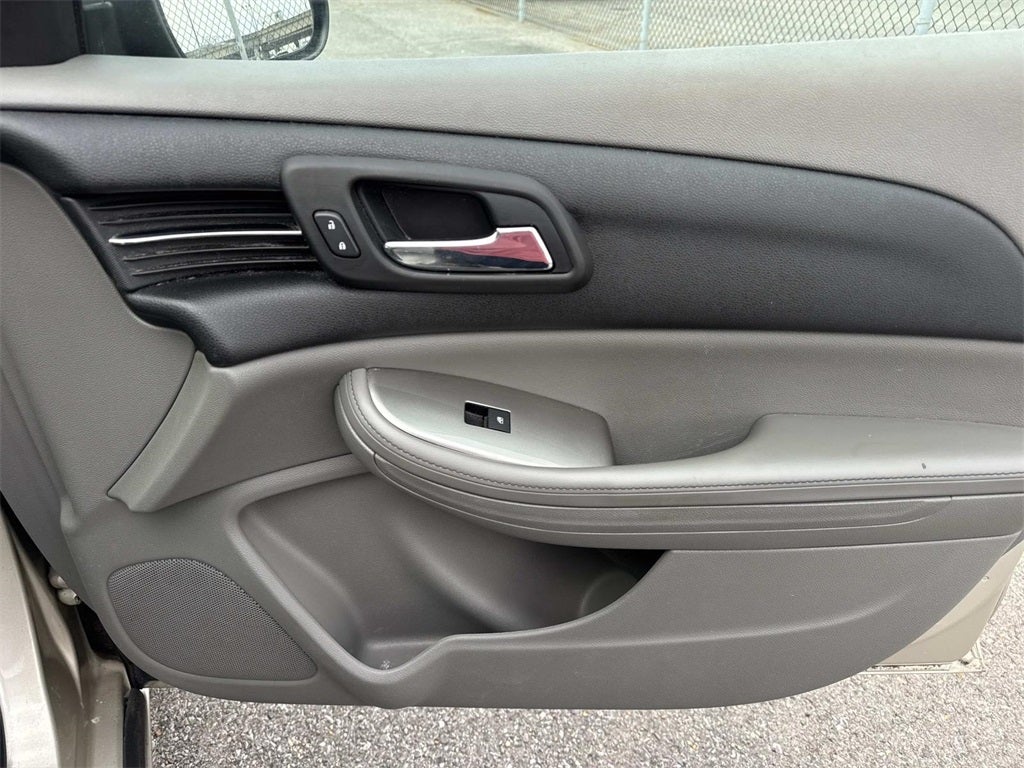 2015 Chevrolet Malibu LS 1LS