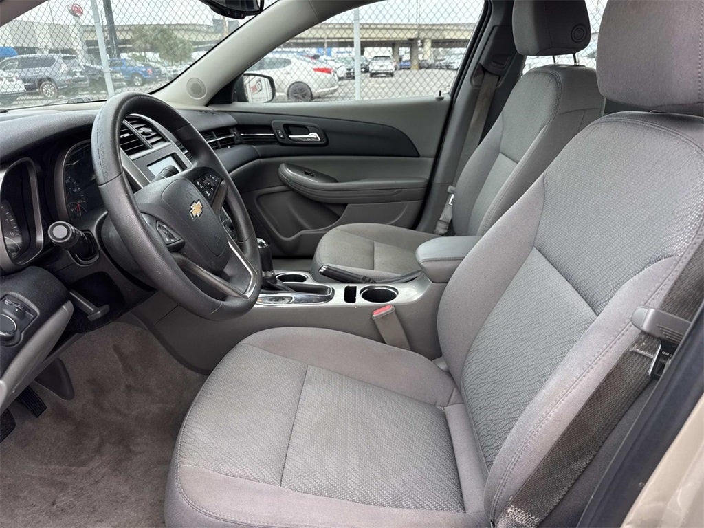 2015 Chevrolet Malibu LS 1LS