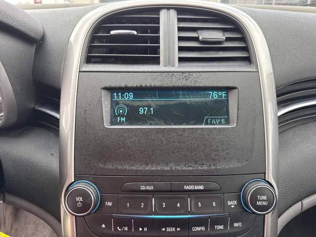 2015 Chevrolet Malibu LS 1LS