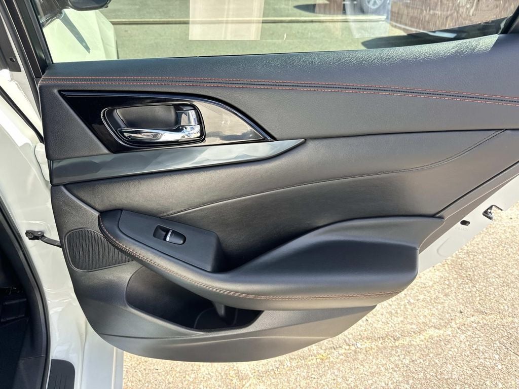 2023 Nissan Maxima SR
