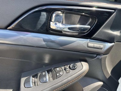 2023 Nissan Maxima SR