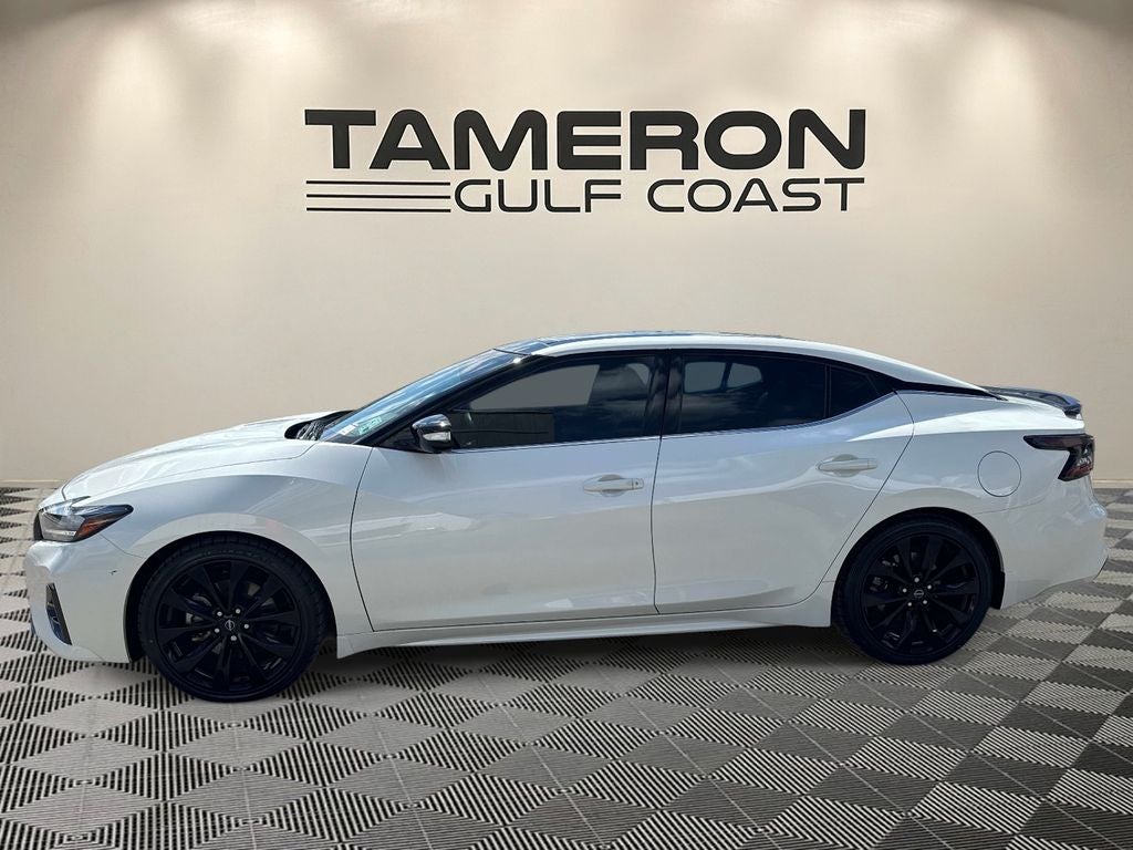 2023 Nissan Maxima SR