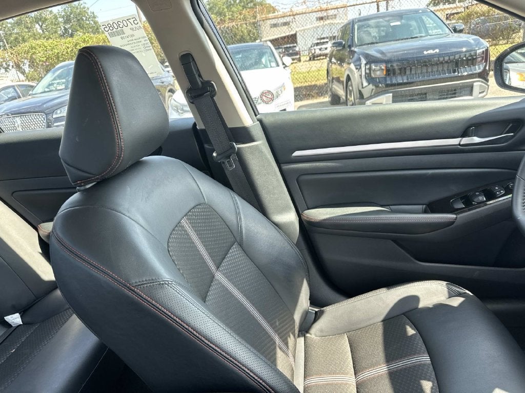 2025 Nissan Altima 2.5 SR
