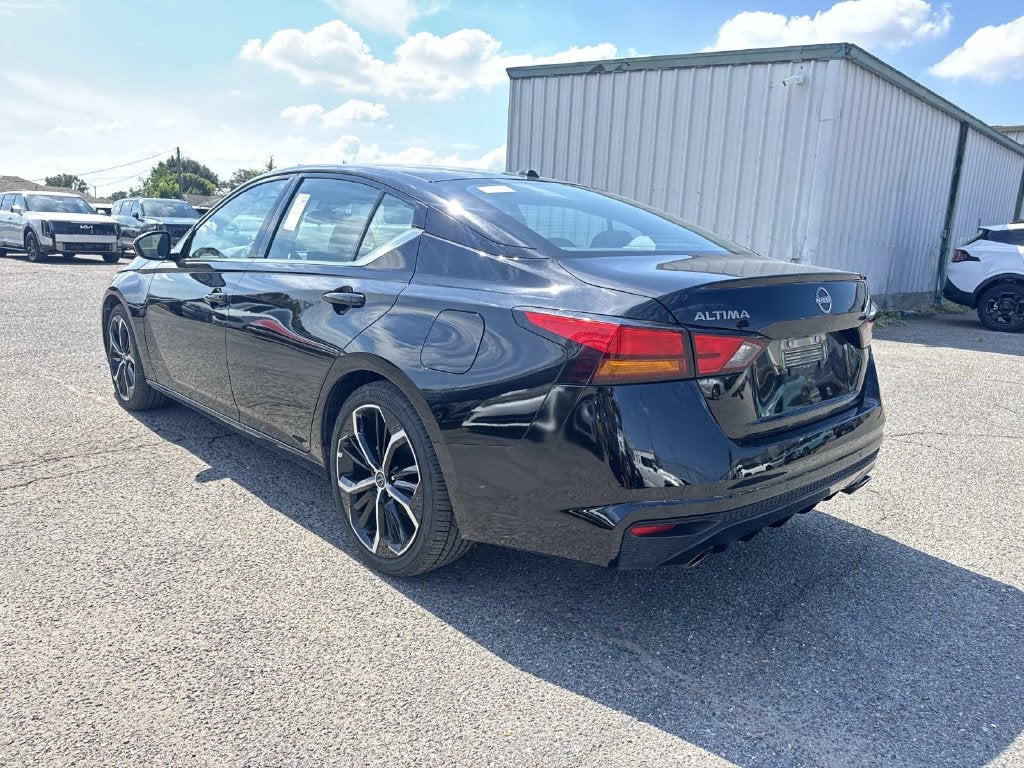 2025 Nissan Altima 2.5 SR