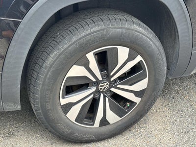 2024 Volkswagen Atlas 2.0T SE