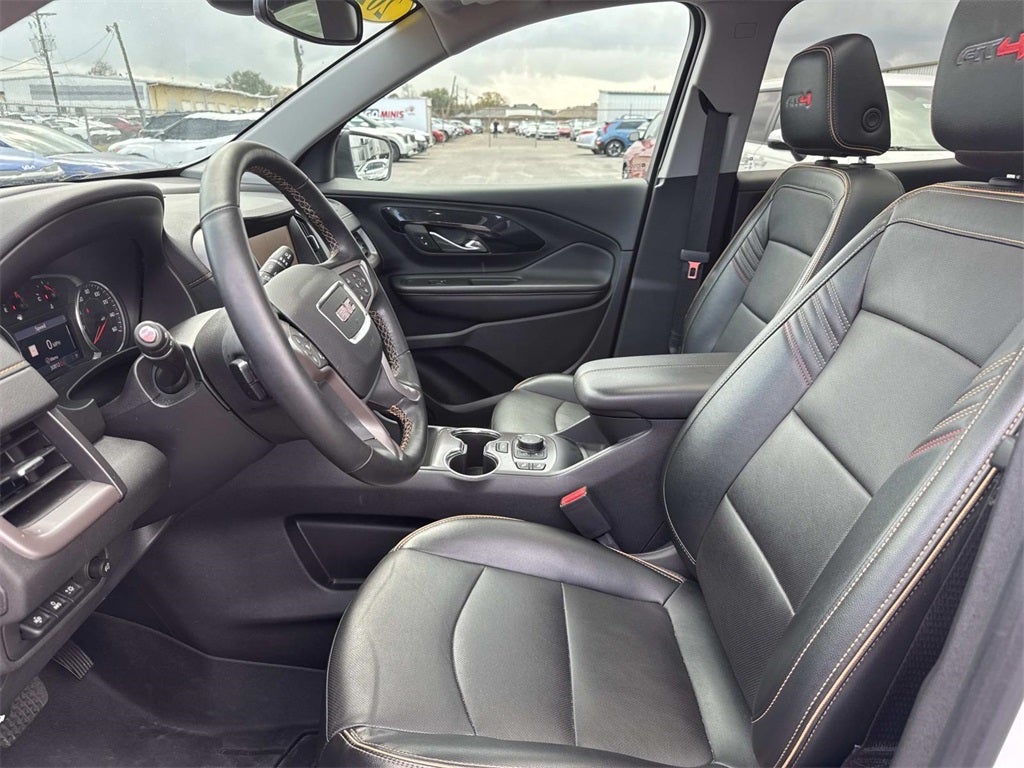 2024 GMC Terrain AT4