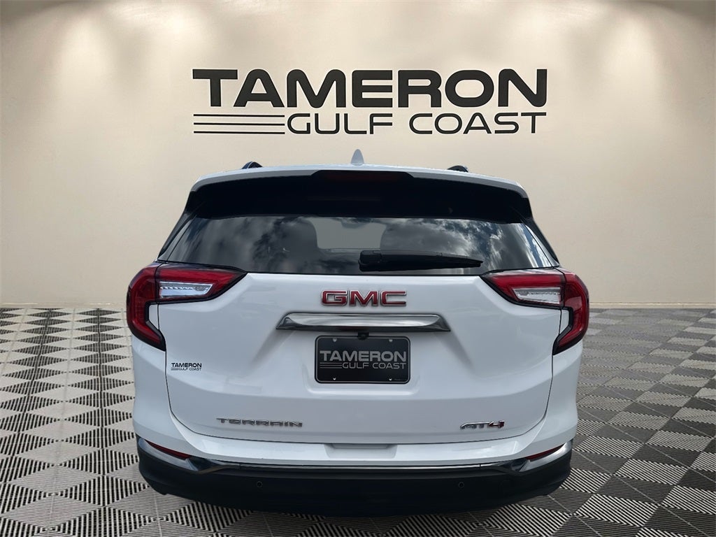 2024 GMC Terrain AT4
