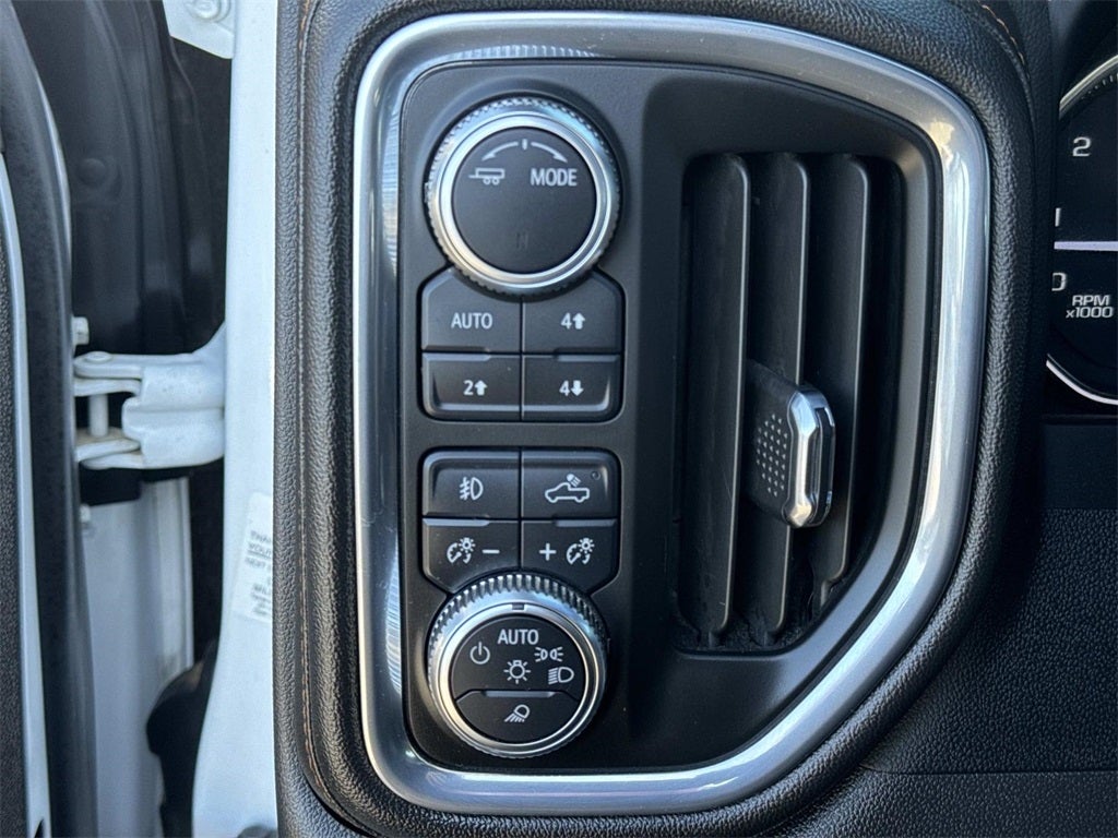 2022 GMC Sierra 1500 Limited AT4
