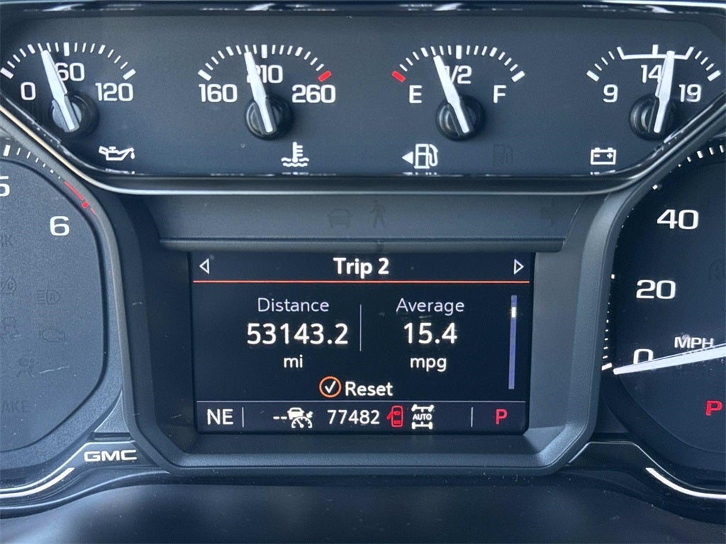 2022 GMC Sierra 1500 Limited AT4