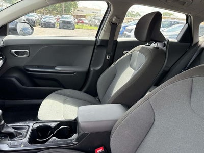 2025 Kia K4 LX