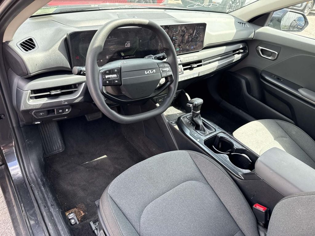 2025 Kia K4 LX