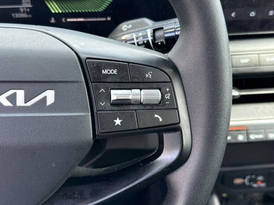 2025 Kia K4 LX