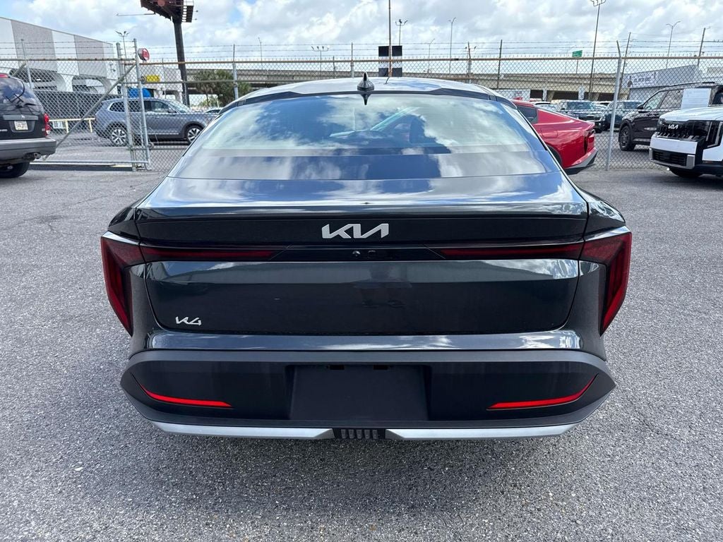 2025 Kia K4 LX