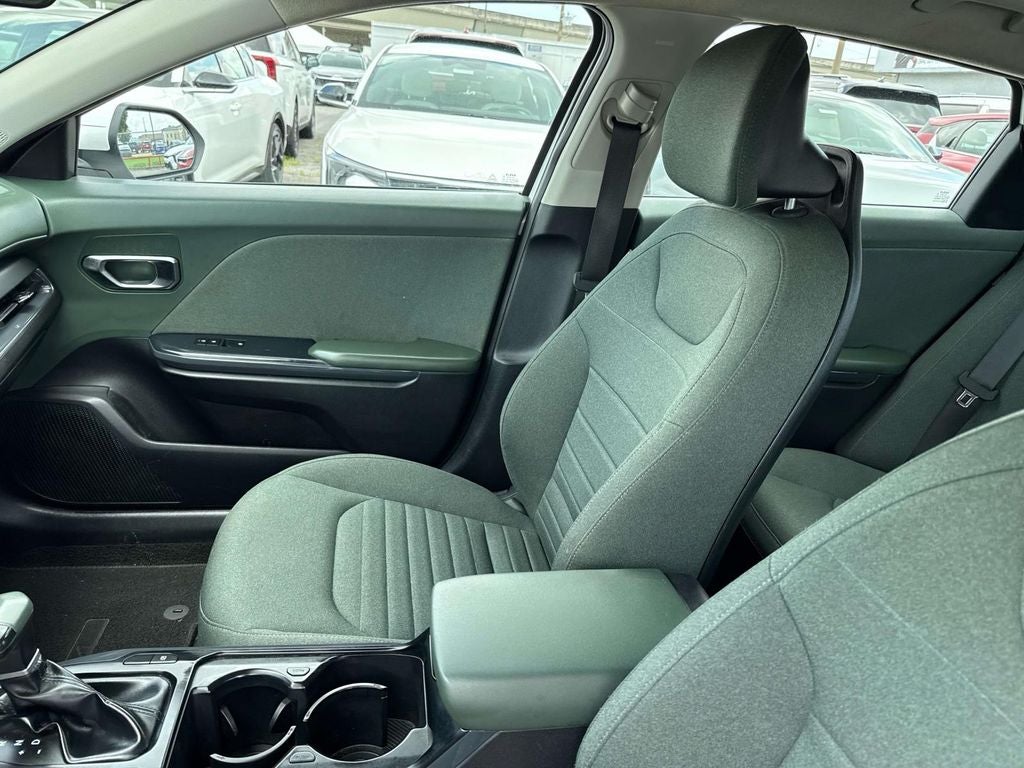 2025 Kia K4 EX