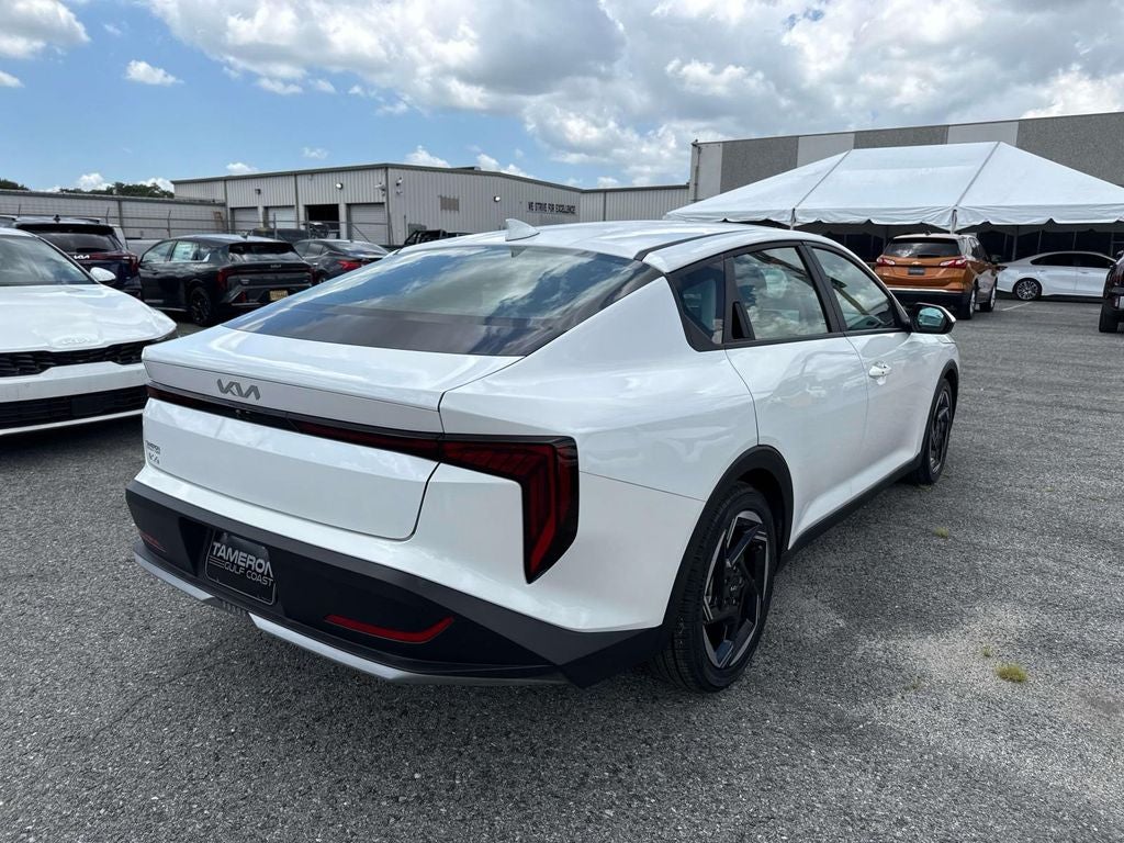 2025 Kia K4 EX