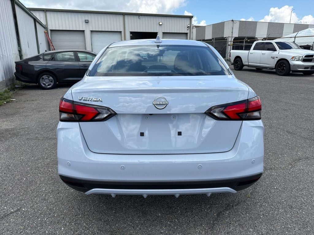 2025 Nissan Versa 1.6 SV