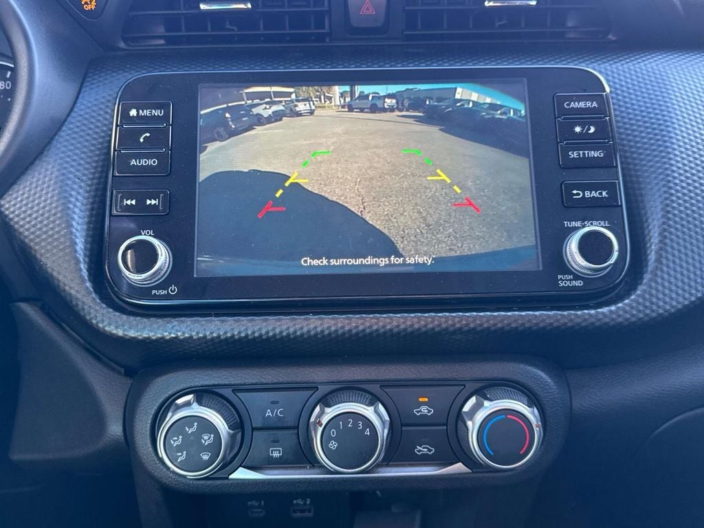 2023 Nissan Kicks SV