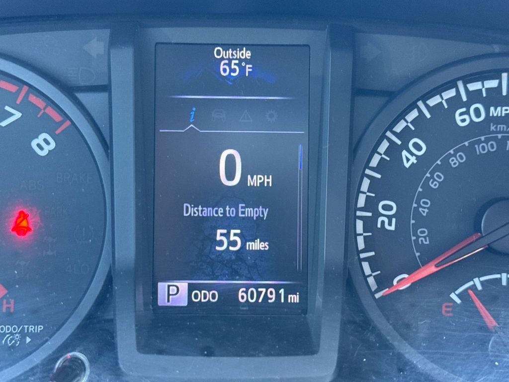 2022 Toyota Tacoma SR