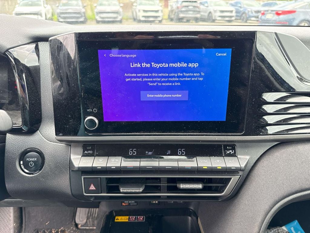 2025 Toyota Camry LE