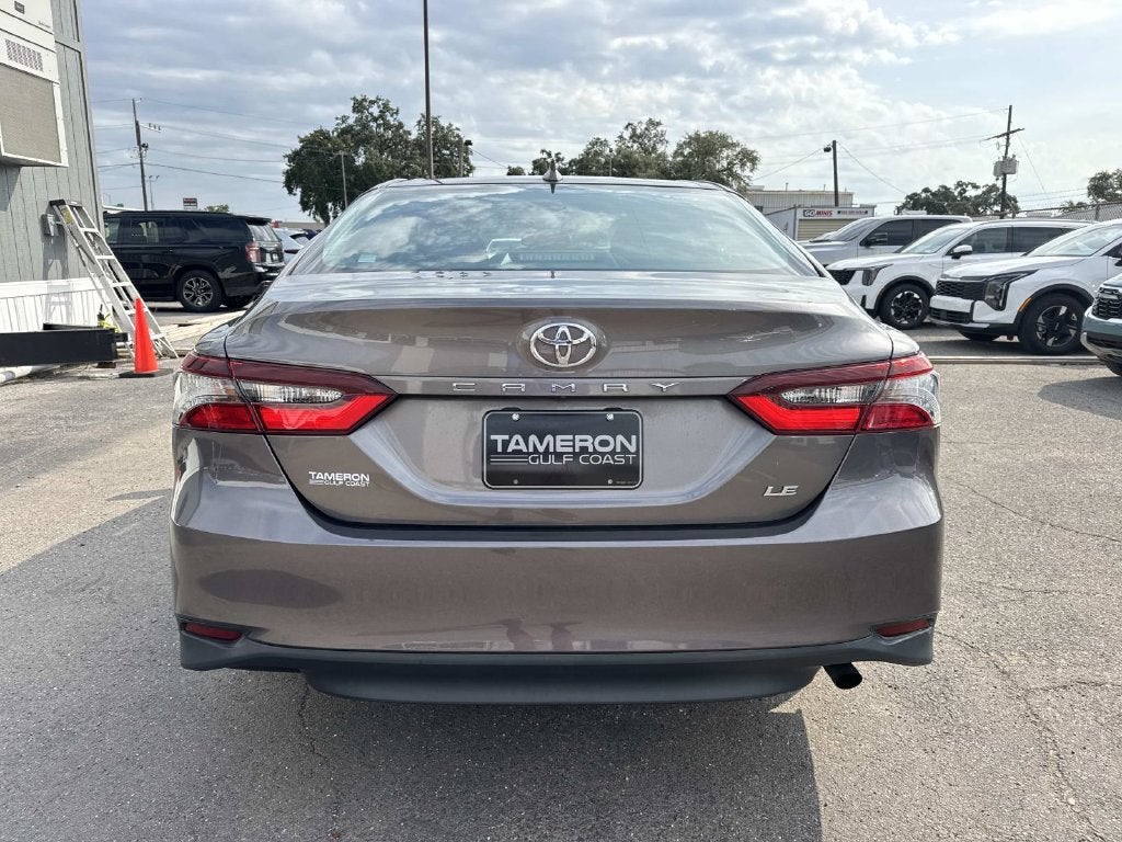 2022 Toyota Camry LE