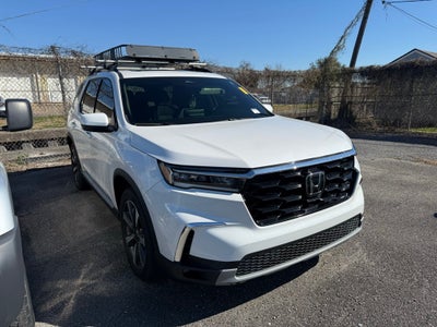 2023 Honda Pilot Touring