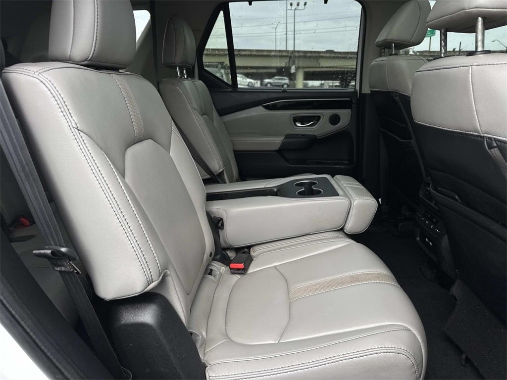 2023 Honda Pilot Touring