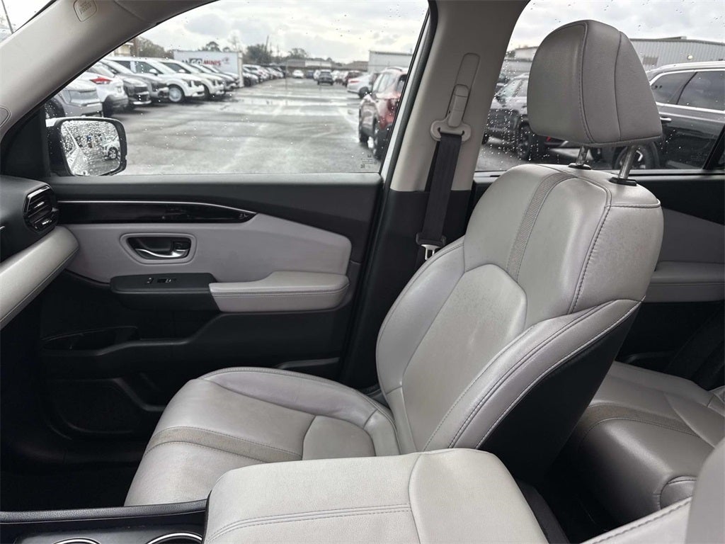 2023 Honda Pilot Touring